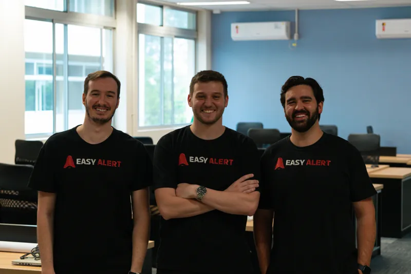 Fernando Zomer, on the right, with the Easy Alert partners at the company office in Criciúma, Brazil